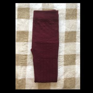 Burgundy / maroon leggings